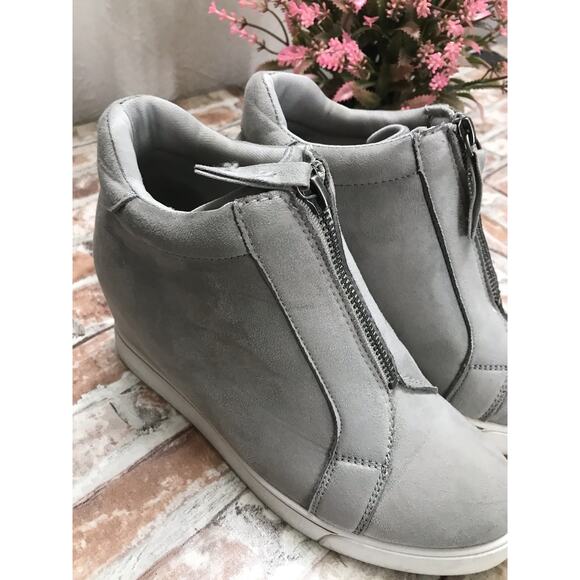 Sugar Glitz Grey Micro Hidden Wedge Sneakers, Size 7 - Picture 3 of 7